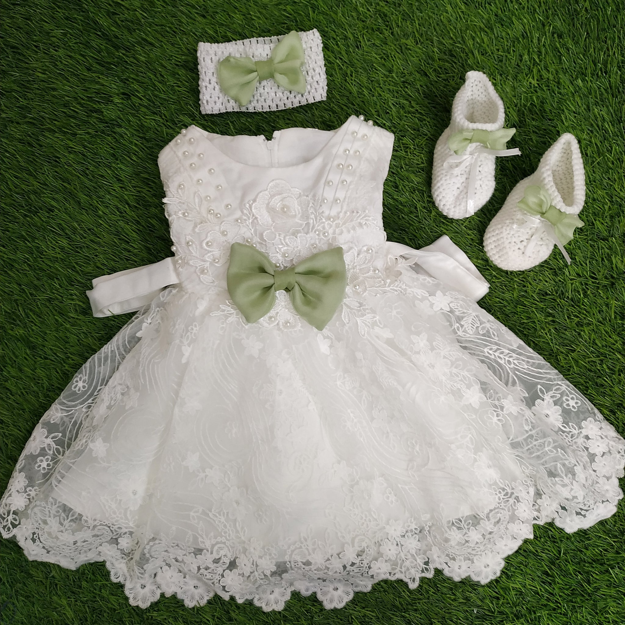 Is there an online site which sells baby girl dresses? - Quora